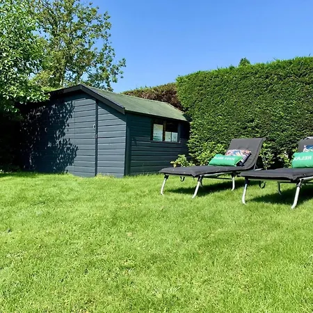 On A Generous Plot Holiday home Sint Maartensvlotbrug
